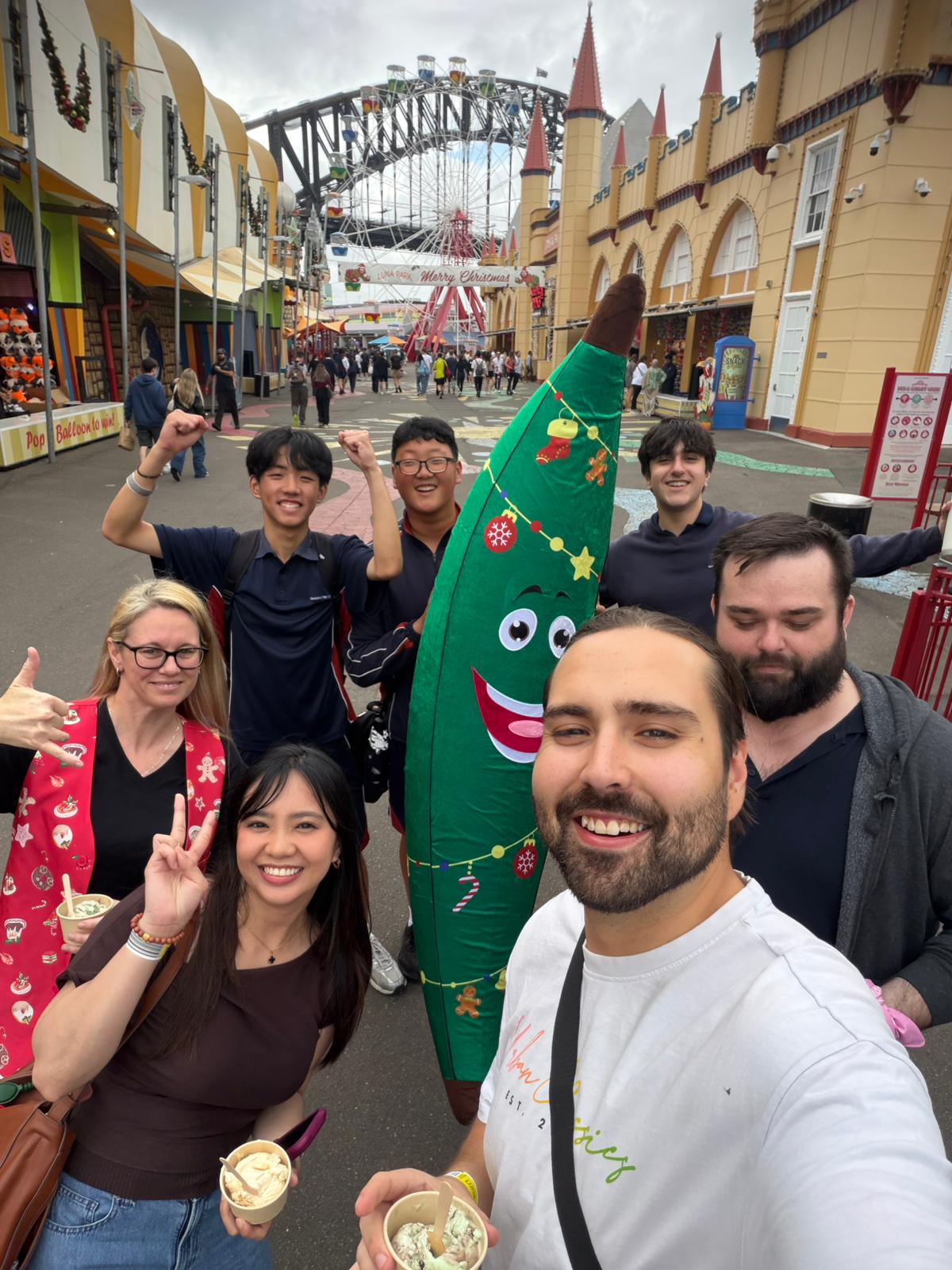Luna Park team